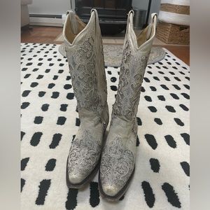 Corral cowgirl boots worn once